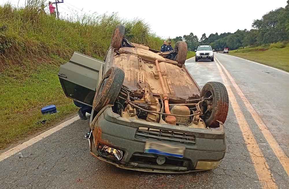 Tropeada Paulista se depara com acidente na SP-249 em Itapeva